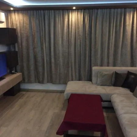 Luxury Two Bedroom Flat Błagojewgrad