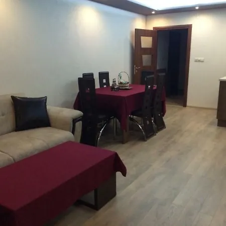 Luxury Two Bedroom Flat *