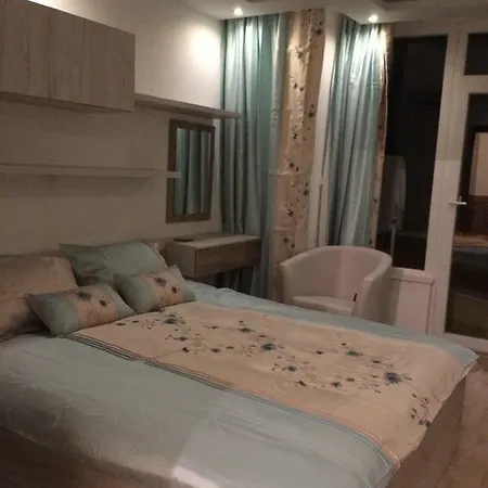 Luxury Two Bedroom Flat Apartman