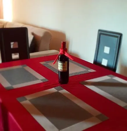 Luxury Two Bedroom Flat Apartament *