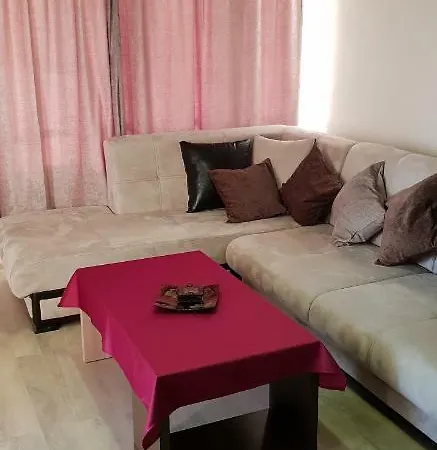 Luxury Two Bedroom Flat Apartman *