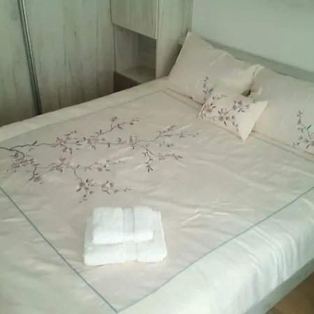 Luxury Two Bedroom Flat Apartament Błagojewgrad