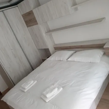 Luxury Two Bedroom Flat Apartman *