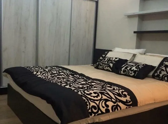 Luxury Two Bedroom Flat Daire Yukarı Cuma